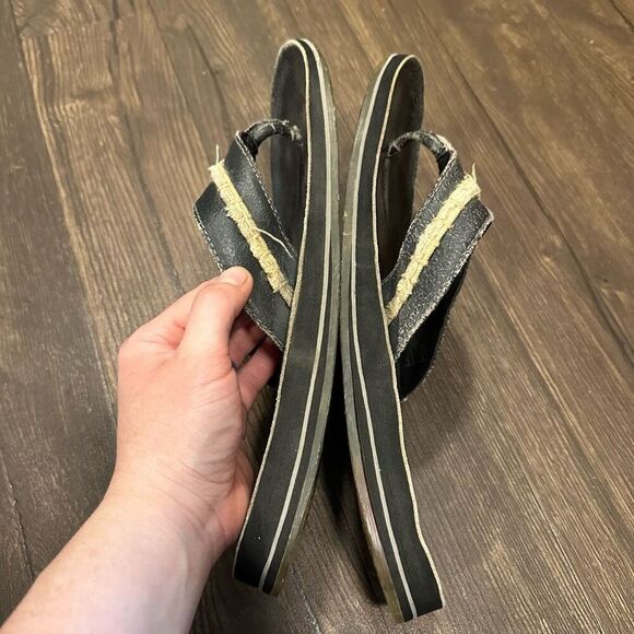Justin western leather beachy mens 13 black flip flops main image 4